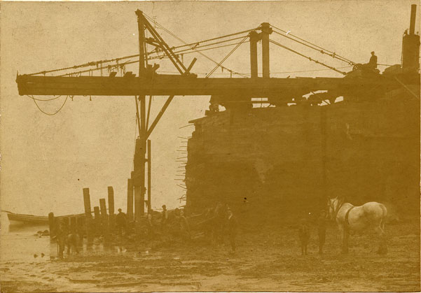 Construction of the south pier 3