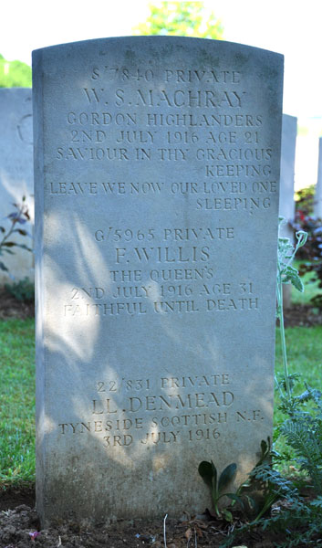 Llewellyn's gravestone in Heilly Station Cemetery